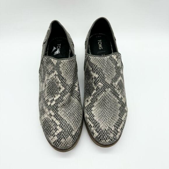 TOMS Faux Snake Shaye Low Booties Grey/White Size 8.5 Office Preppy Minimalist - Picture 5 of 11
